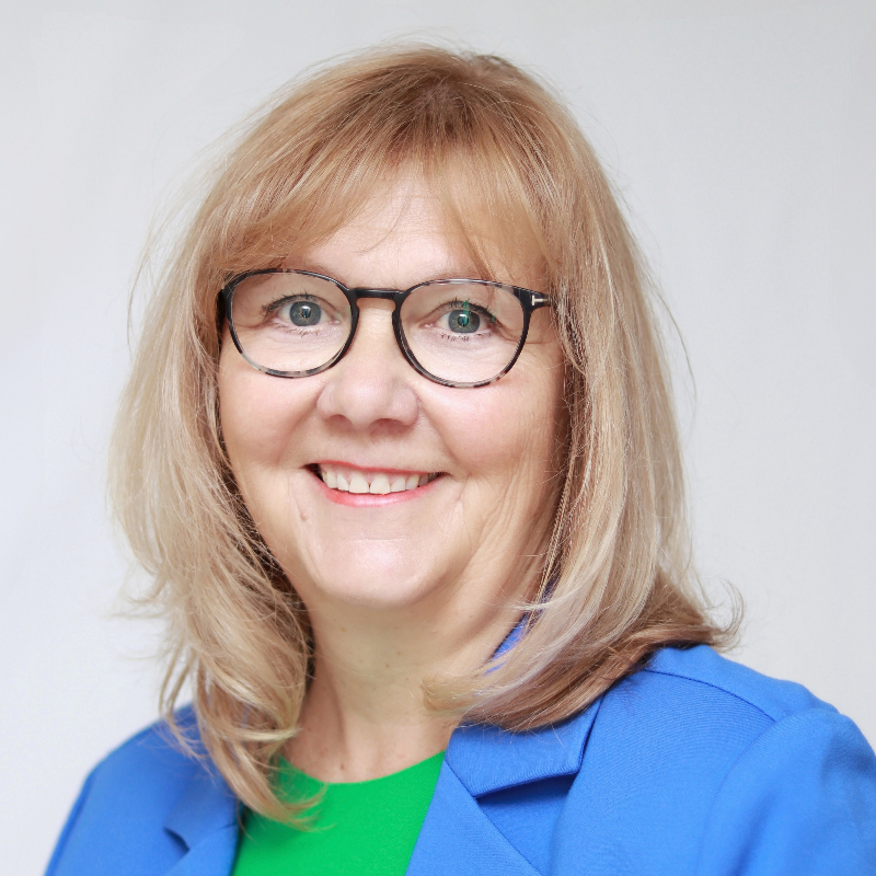  Ines Schweickert